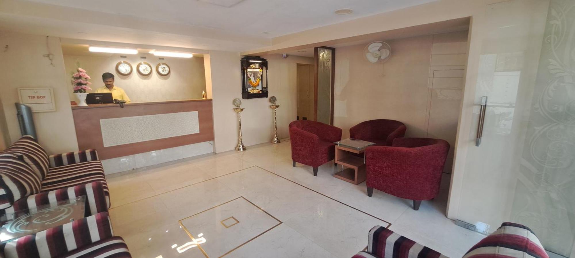Hotel Swaroop 浦那 外观 照片